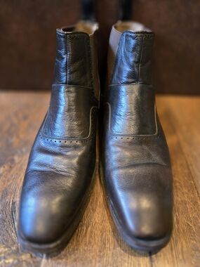 Black Men's Chelsea Boots